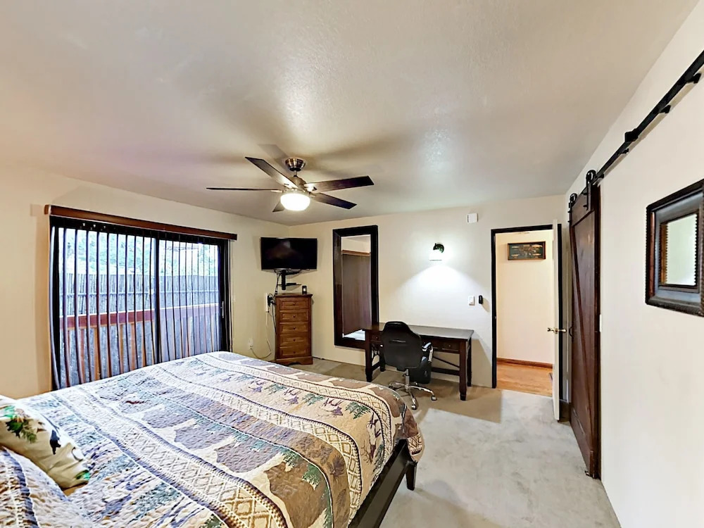 618 Talmadge Home 2 Bedrooms 2 Bathrooms Home