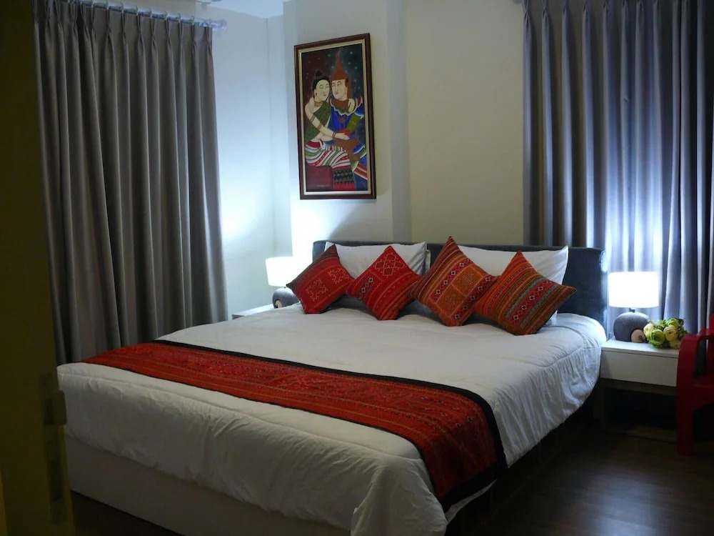 2BR Style Comfort2mins Walk to Chiang Mai Fest