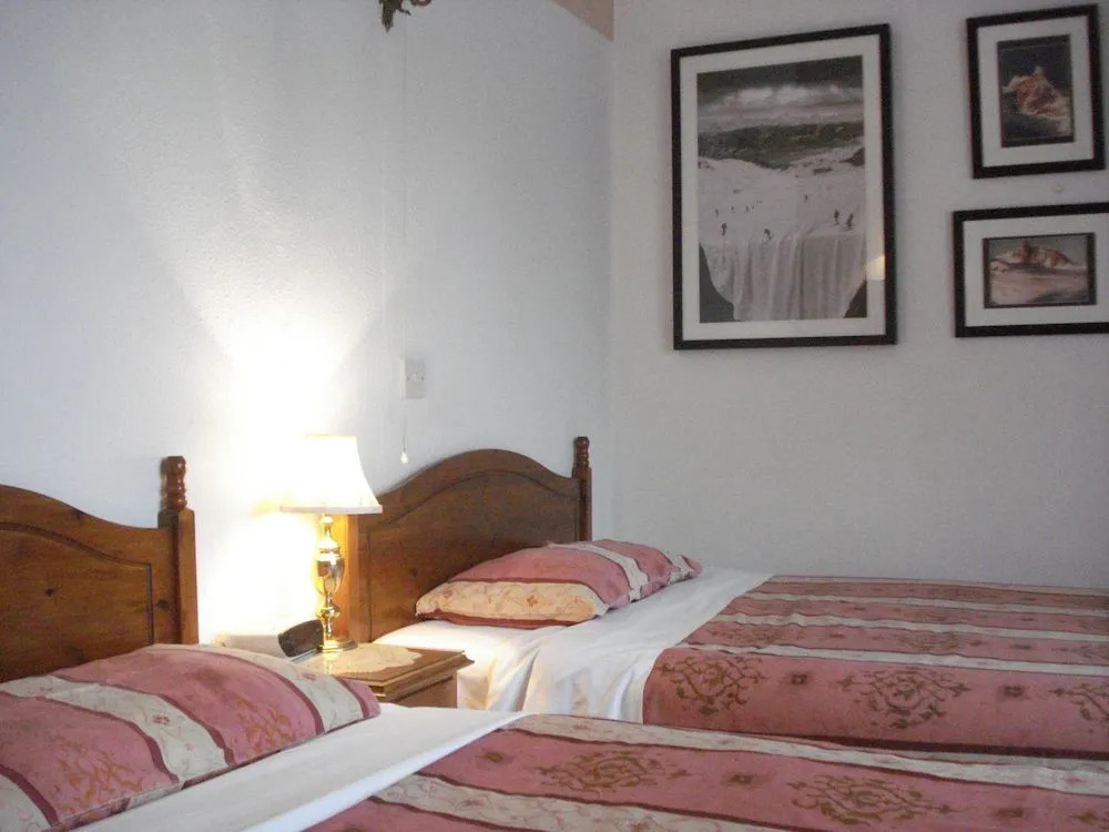 Masslink Guest House