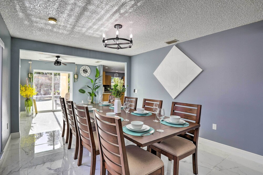 Modern Clearwater Home w/ Deck: 9 Mi to Beach