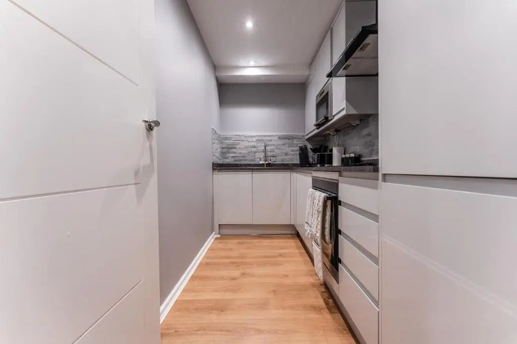 Stylish 2 bedroom apartment in Bournemouth, 500m from beach