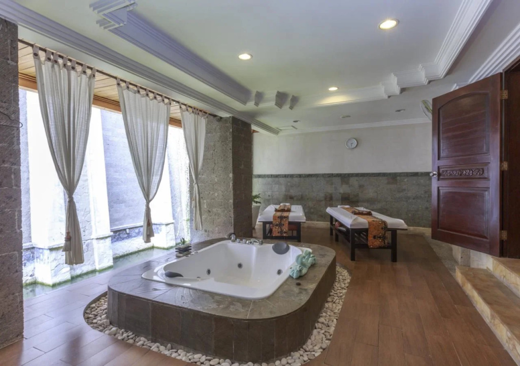Pelangi Bali Hotel