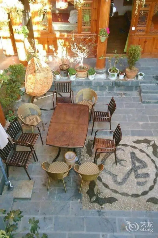 Xiehou Shiguang Inn