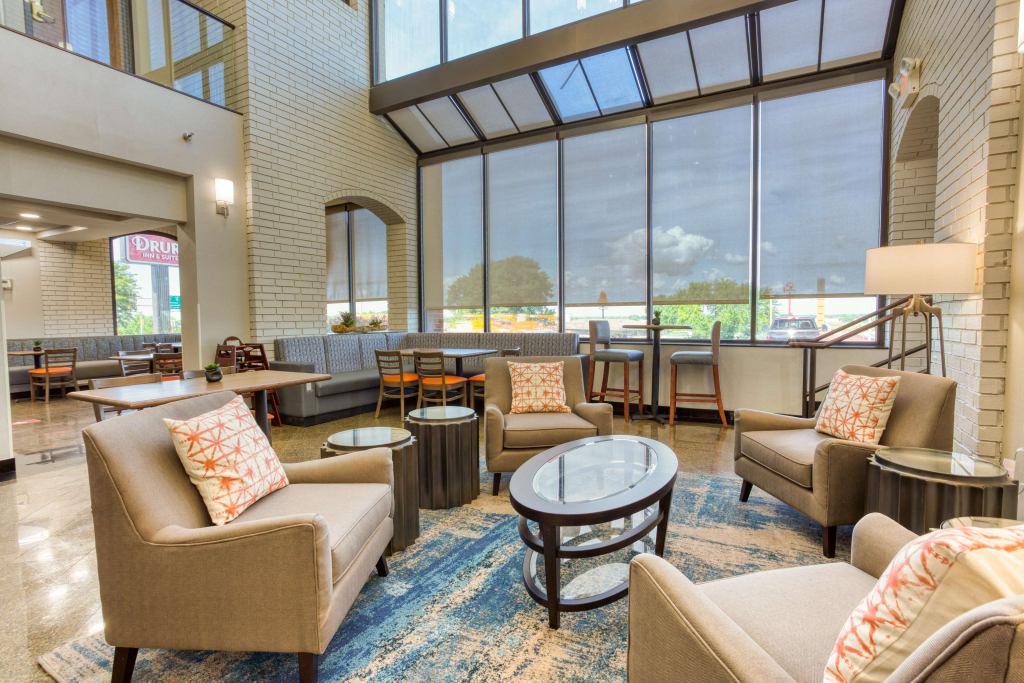 Drury Inn and Suites St Louis Collinsville