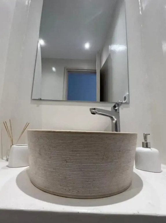 Charming Apartment in Ano Mera