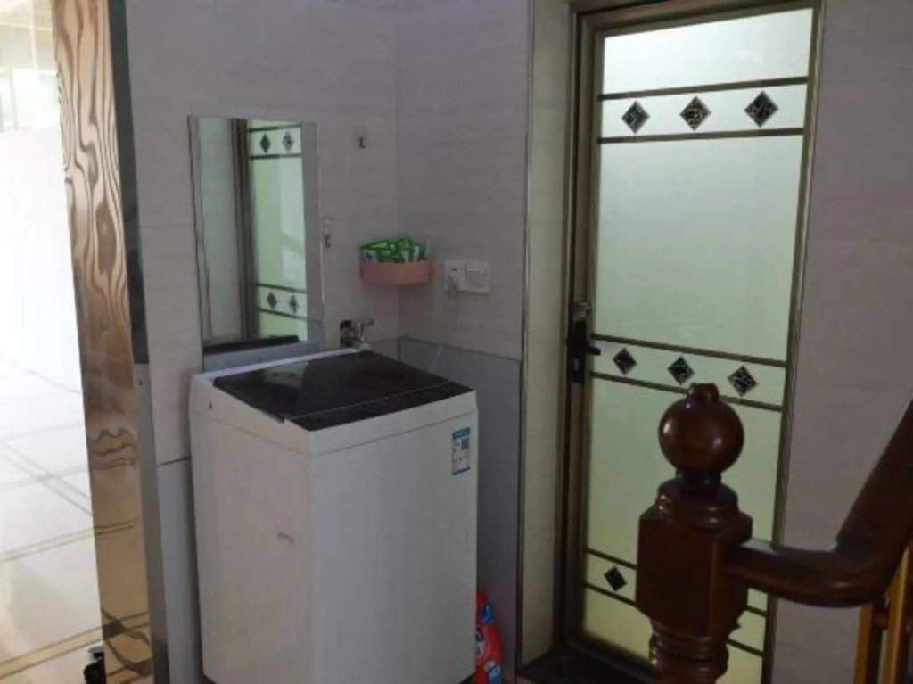 Yijiaqin Hotel