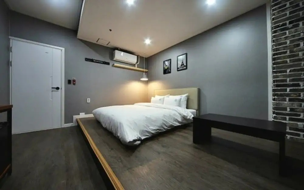 The Way Hotel