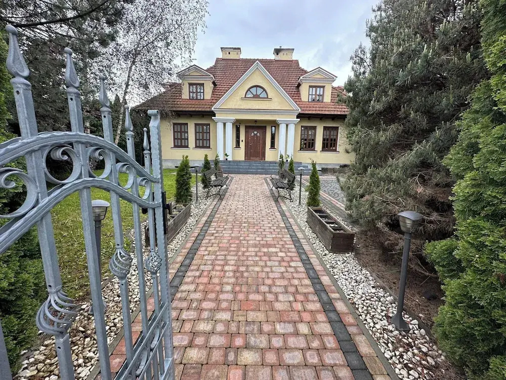Dako Mansion, Stylish, Modern, Cosy