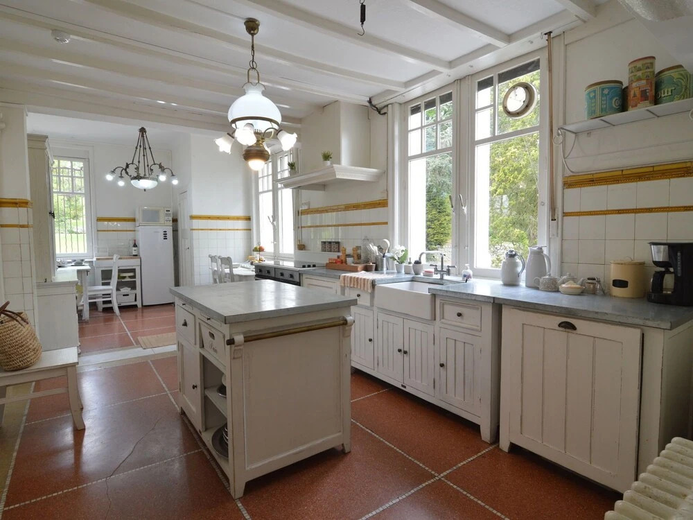Ravishing Holiday Home in Ronse With Sauna