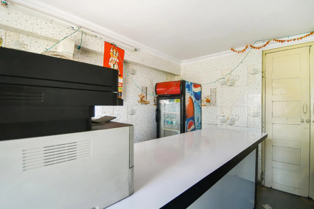 Hotel Mahesh by OYO Rooms