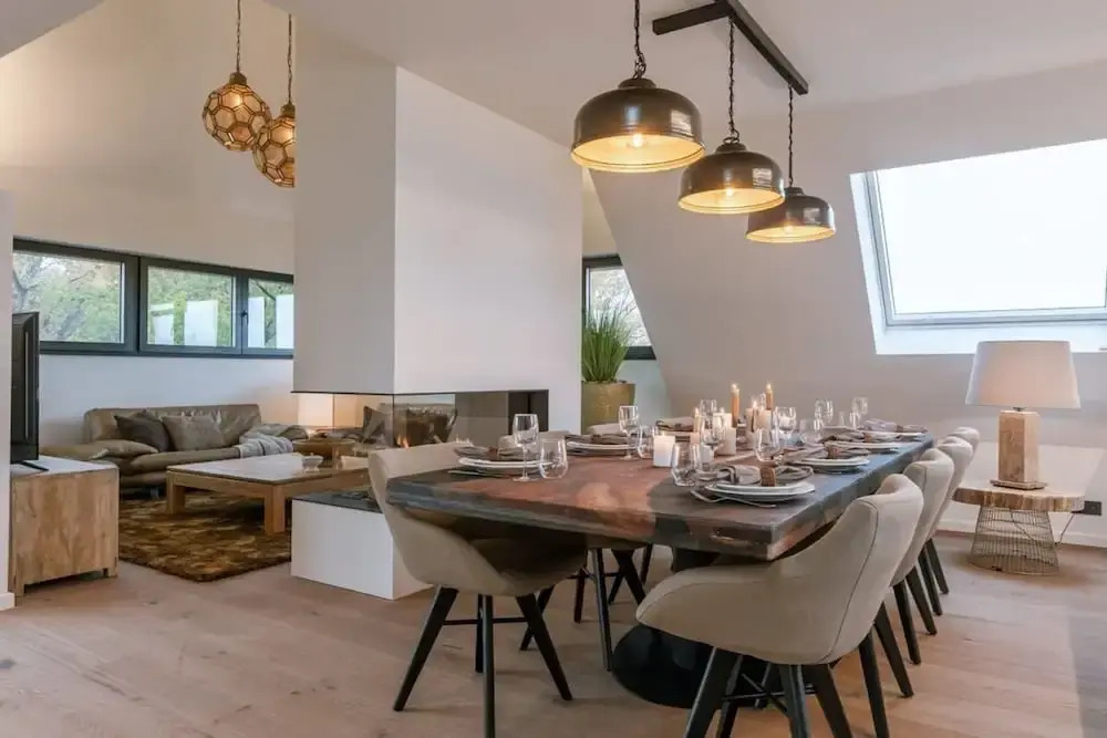 Luxurious Apartment With Parking