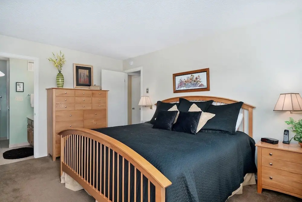 Deering Crest -- Ev #3249 3 Bedroom Condo by RedAwning