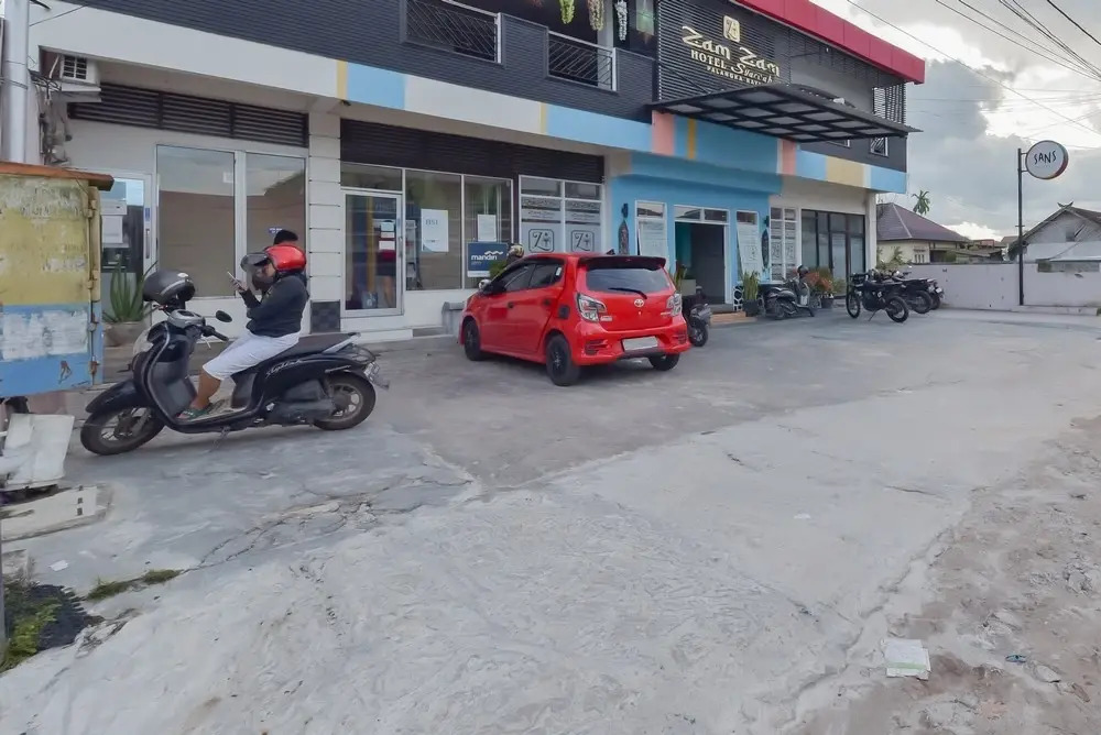 Sans Hotel Zam-Zam Syariah Palangkaraya