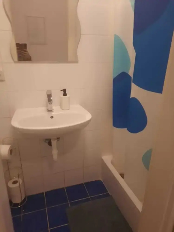 Modern 2BR Apartment Well Connected