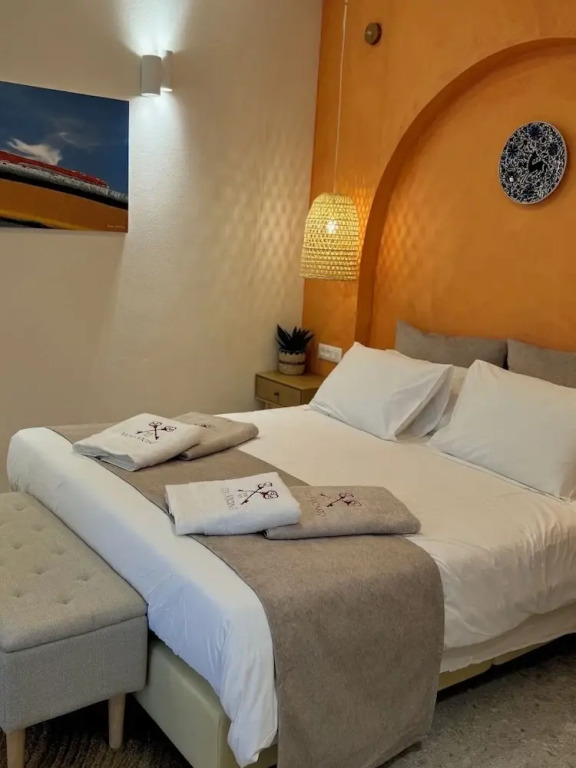 Vetus Vicinato Luxury Homes