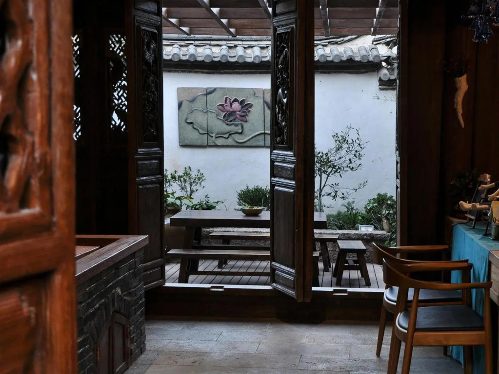 Blossom Hill Inn - Lotusland