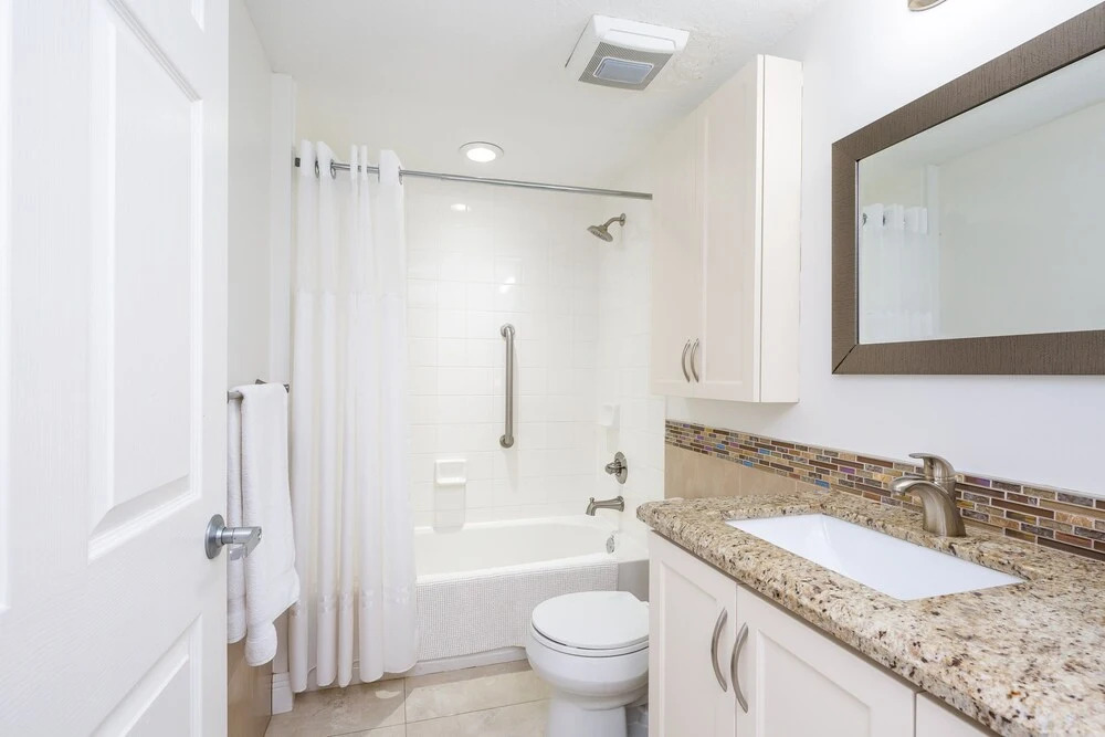 Le Marina Bay 408 - Condo 4 People, Sunny Isles