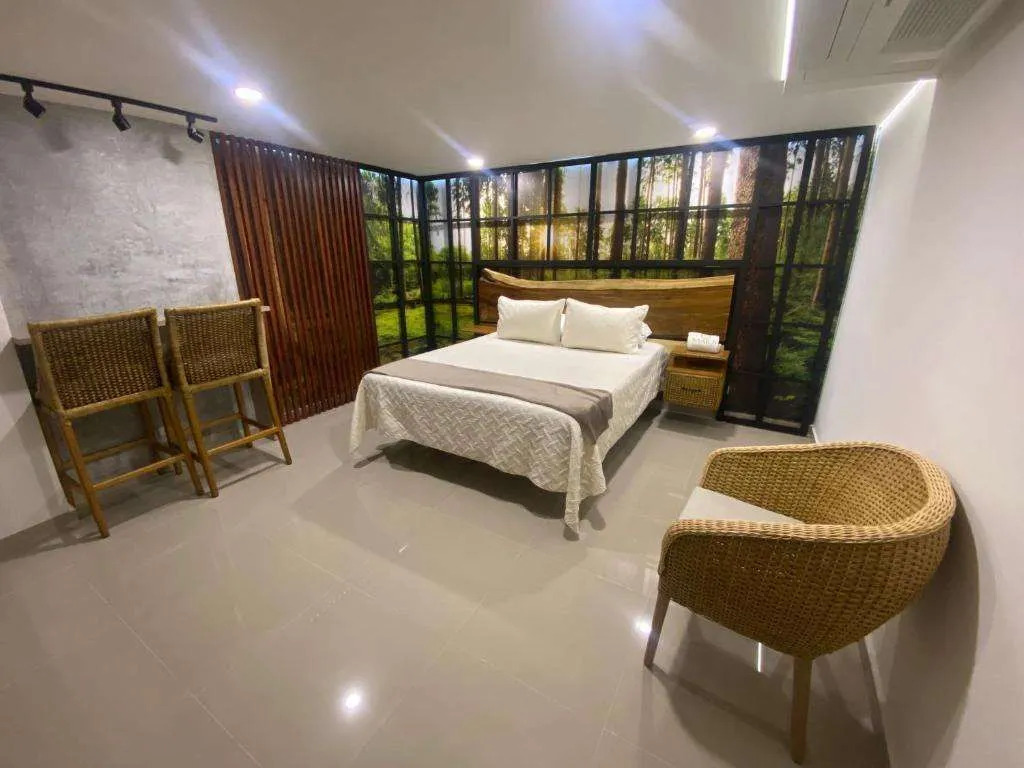 Maidy Luxury Hotel