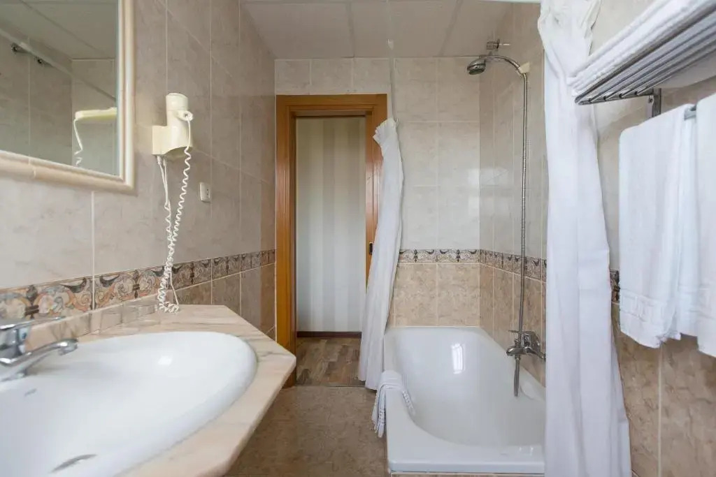 Hotel Urban Monte Blanco by Eurotels