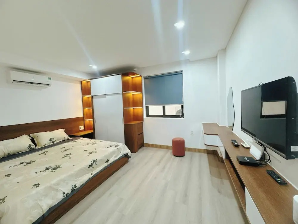 Louis Otis Apartment 03