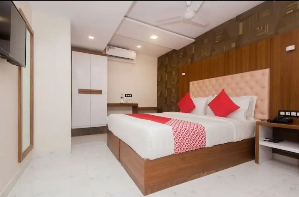 Qubestay Airport Capsule Hotel & Hostel