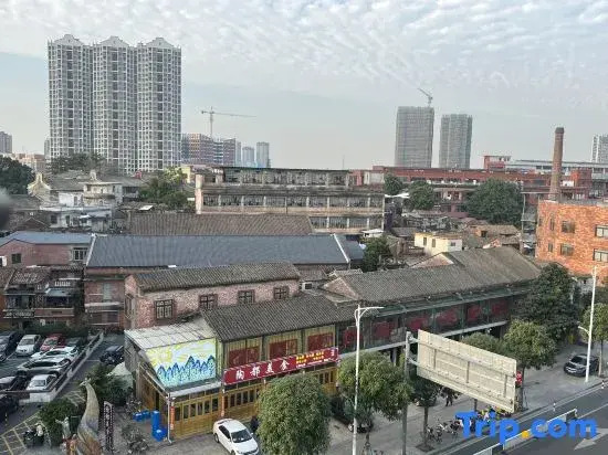 Jinkaige Apartment (Foshan Shiwan Subway Station Nanfeng Ancient Stove)