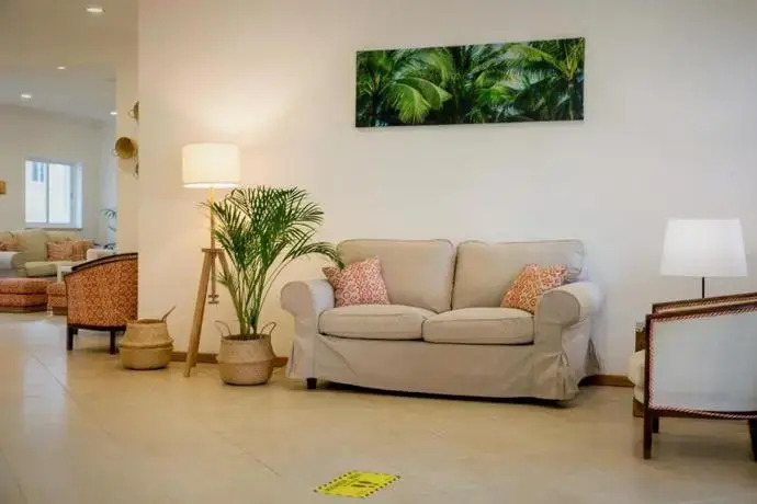 Apartamentos Palmeiras Santa Eulalia