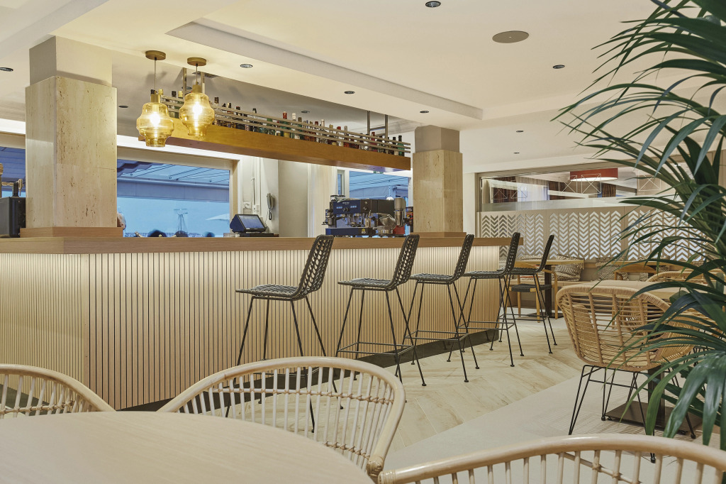 Universal Aparthotel Don Camilo