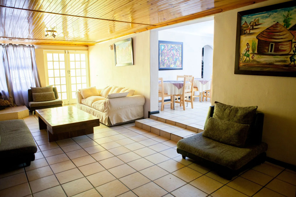 Oria Lodge
