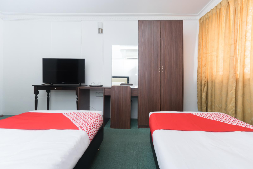 OYO 757 MFU Firdaus Hotel