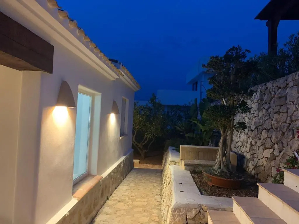 Villa Balconet by Villa Plus