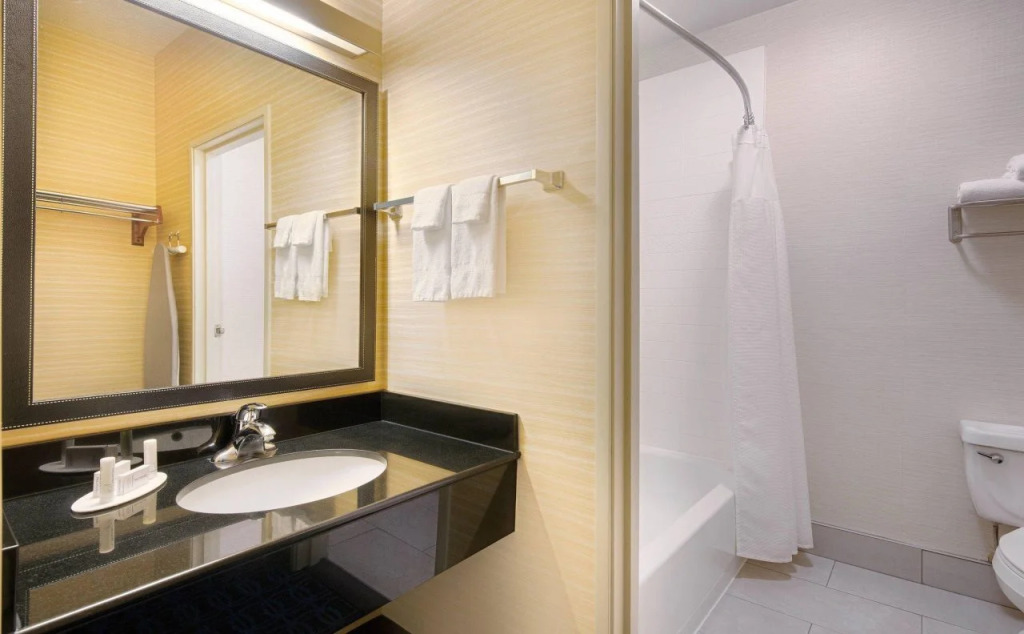 Fairfield Inn & Suites Austin University Area