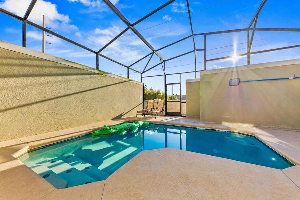 Gorgeous 5Bd w Pool Lazy River Storey Lake 4989