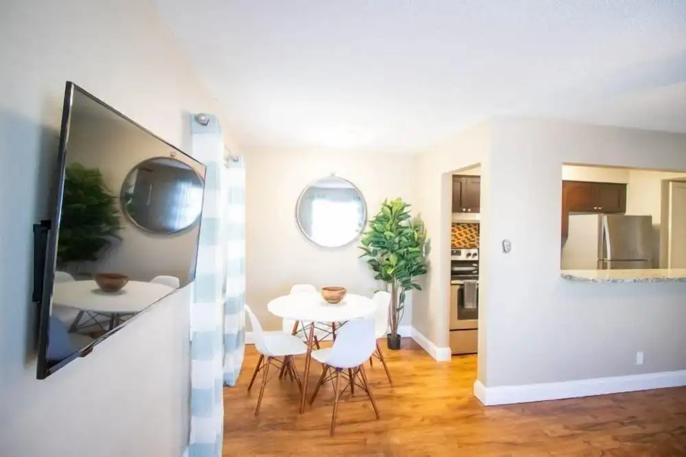 Brief Homes The Victor 1 Bedroom Apartment 5