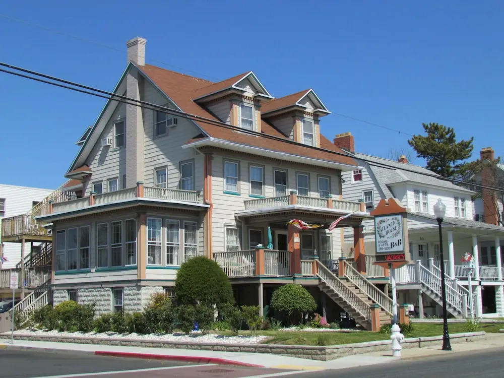 Atlantic House Bed & Breakfast