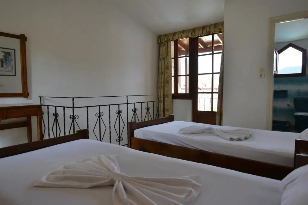 Kipos Hotel