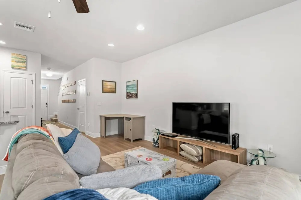 Pogo's Paradise Townhome
