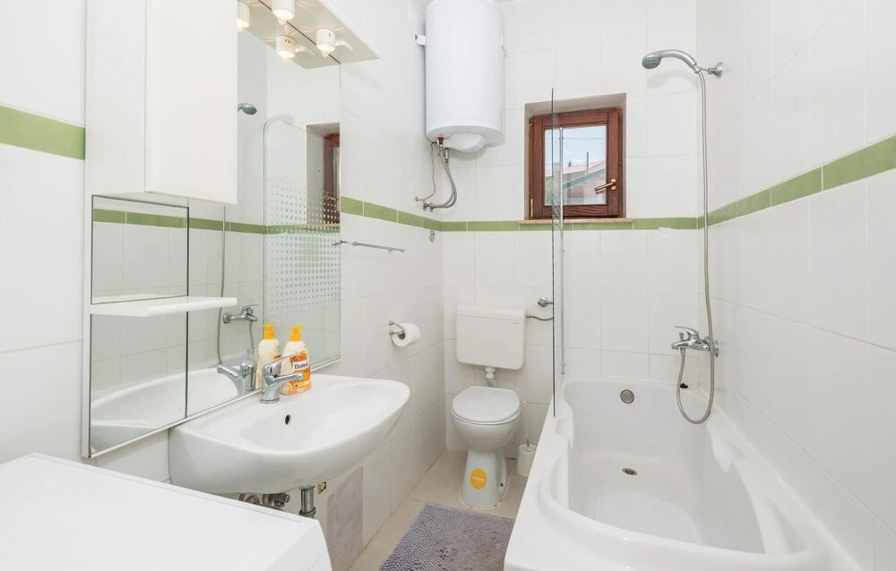 Stunning Apartment in Senj With 4 Bedrooms