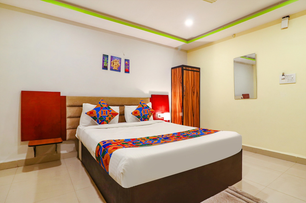 FabHotel Broholic Suites - Nr JNTU