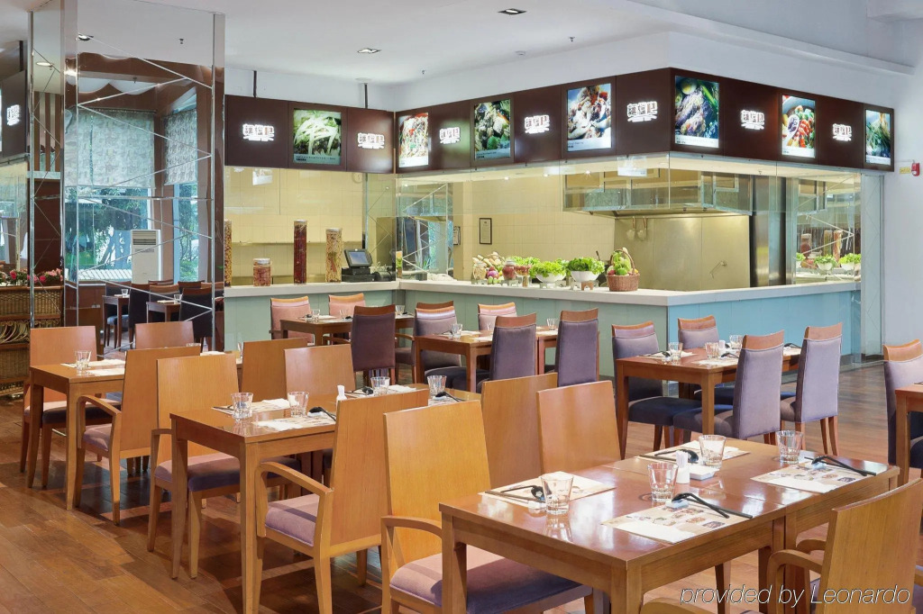 Holiday Inn Chengdu Century City-EastTower by IHG