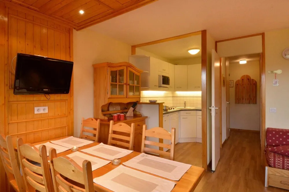 Belle Plagne Three-room Apartment on the Resort Center for 6/7 People Ph204