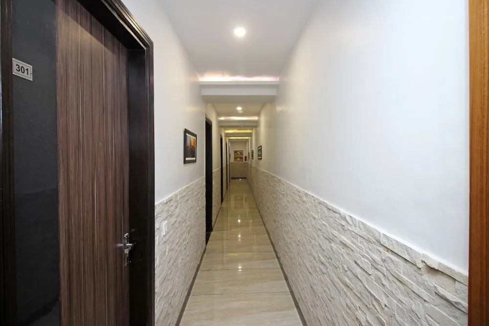 OYO 9451 Hotel Prem Ratna