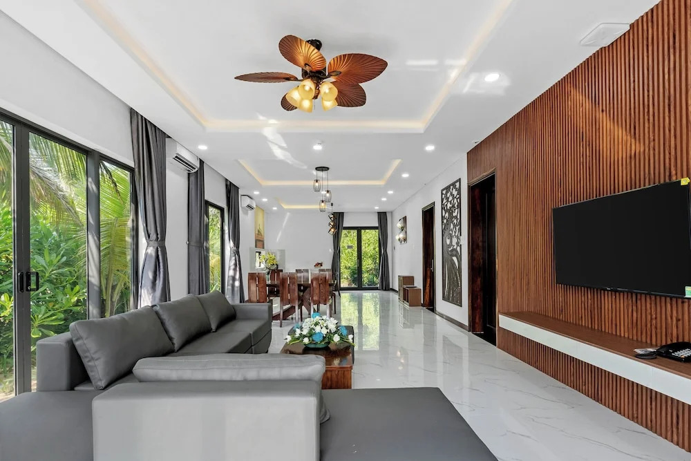 Langco Bay Retreat