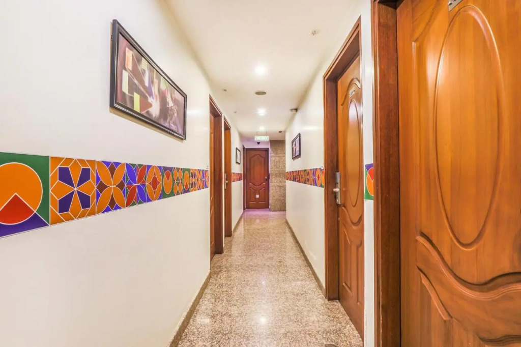 Fabhotel Sri Krishna Suites