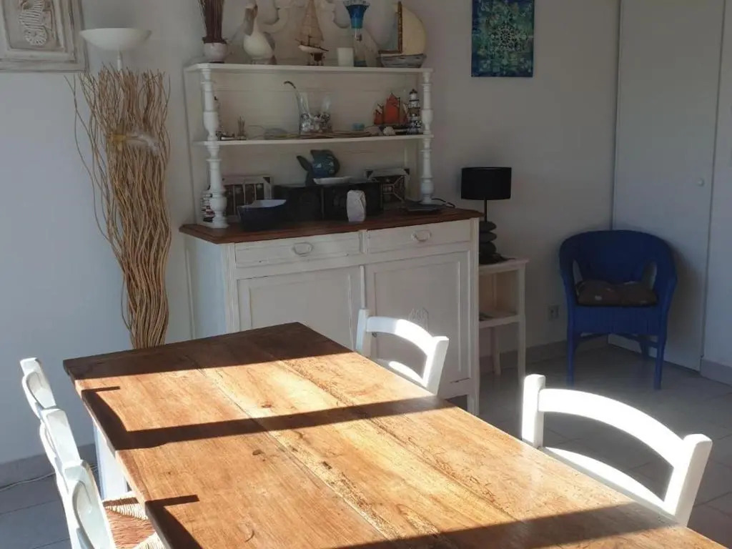 Maison 60m² avec terrasse, piscine, parking privé, à 10 min de la plage - Animaux acceptés - FR-1-494-14