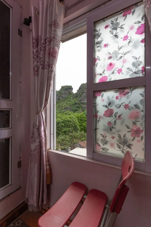 Tung Bach Homestay & Restaurant