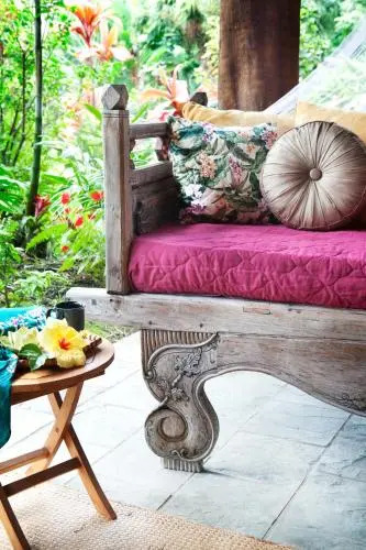 Hawaiian Oasis Bed & Breakfast