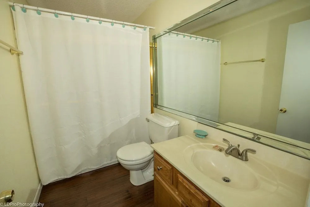 Sandpiper Cove 8113 Studio Bedroom Condo by RedAwning