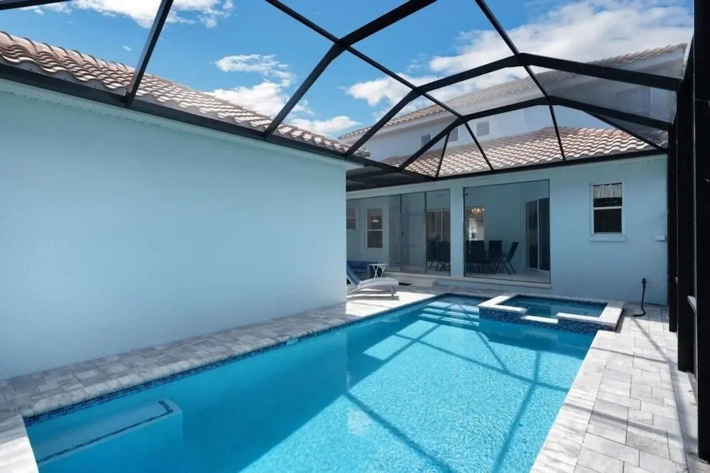 Beautiful 5 Bed Pool Home In Reunion-1223ms 5 Bedroom Home by RedAwning