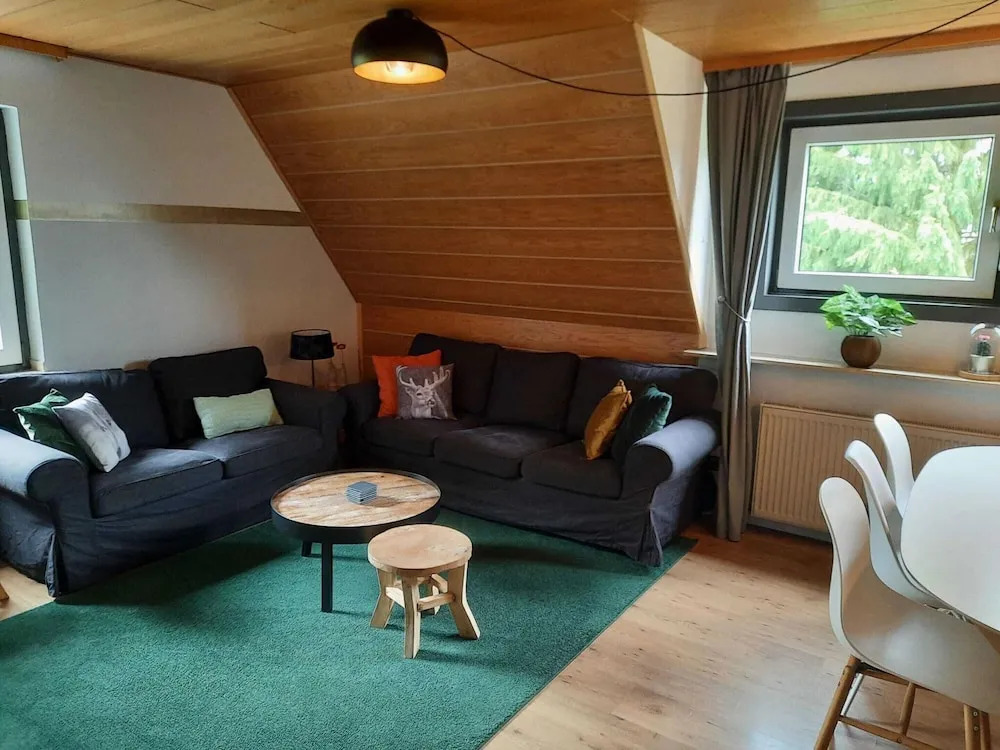 Spacious Apartment in Rattlar near Forest